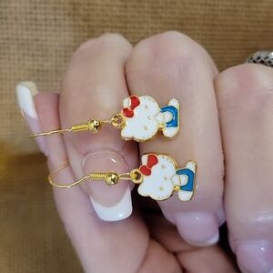 TINY HELLO KITTY DROP EARRINGS